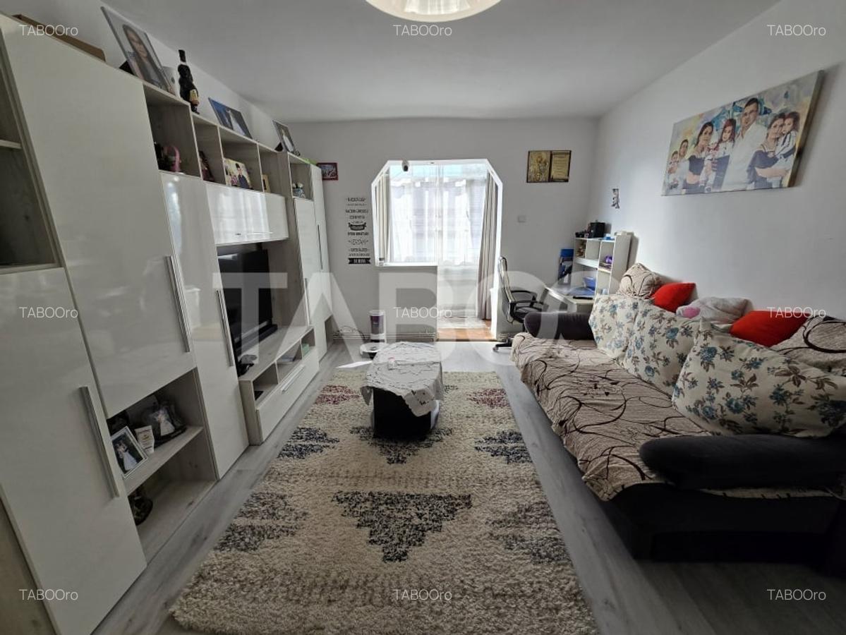 Apartament de vanzare etaj intermediar 3 si pivnita Vasile Aaron Sibiu - 3