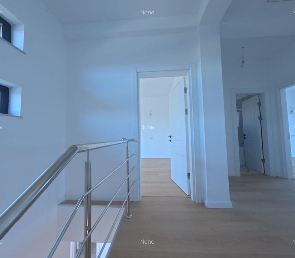 Vilă modernă, 130 mp utili, 5 camere, 15 min metrou Arghezi - 13