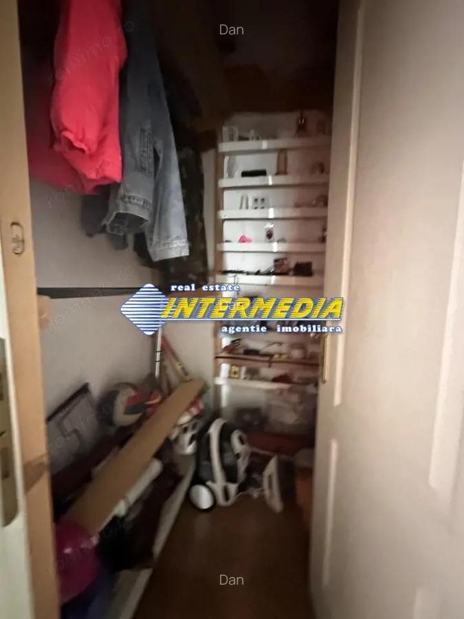 Vanzare Apartament 4 camere Alba Iulia CETATE Mercur 2 bai 90 mp cu balcon si pod - 18