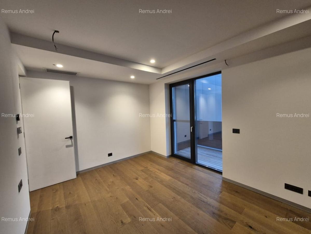 Apartament cu 2 camere decomandat în Băneasa - 11