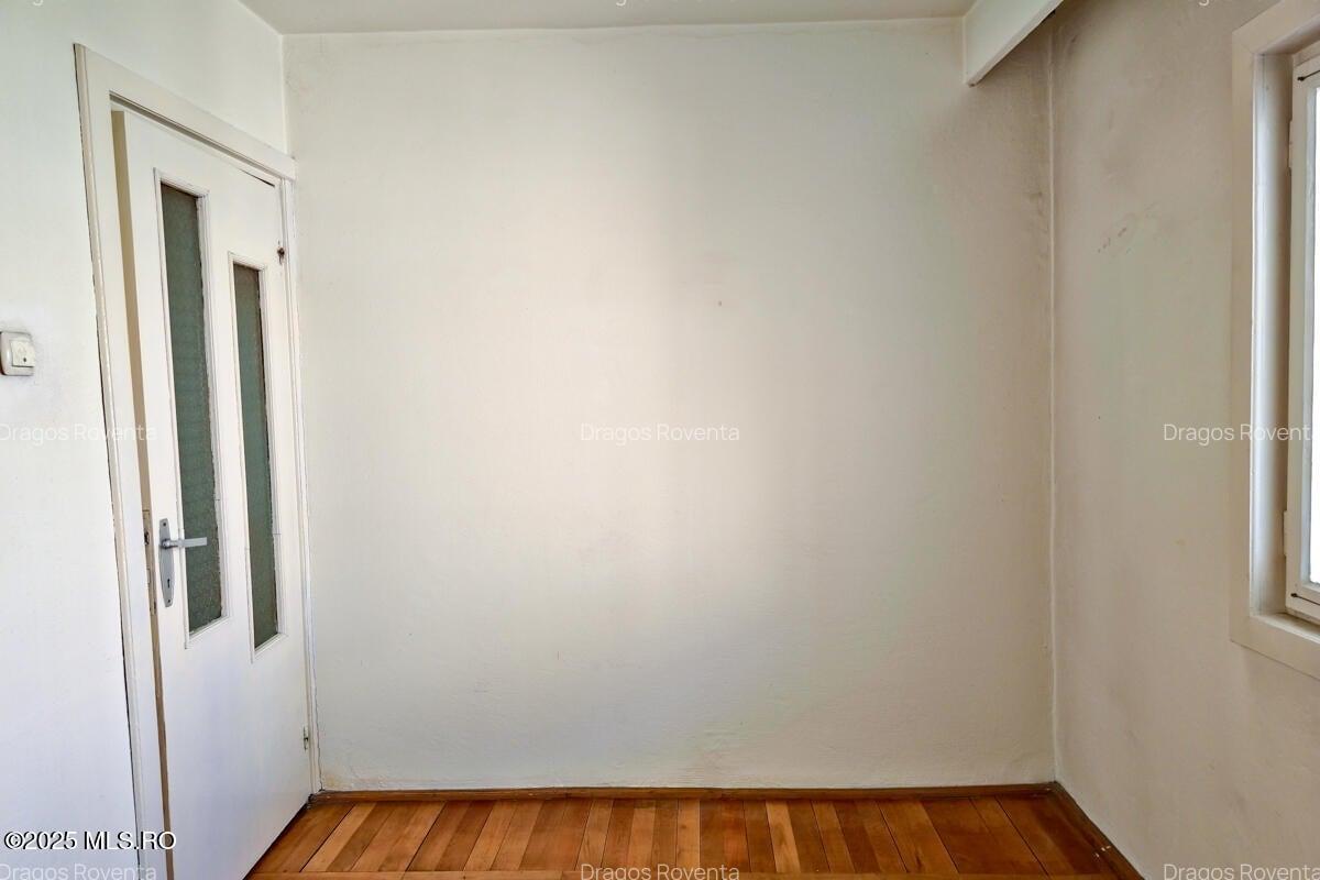 Complex - Str Darwin - 4 camere, decomandat,etaj 2, 89 mp, 2 balcoane! - 10