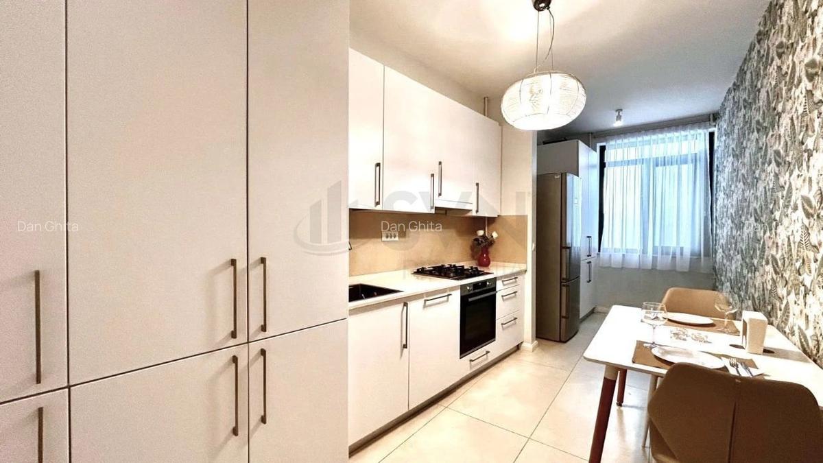 Apartament cu 3 camere decomandat în 13 Septembrie - 9