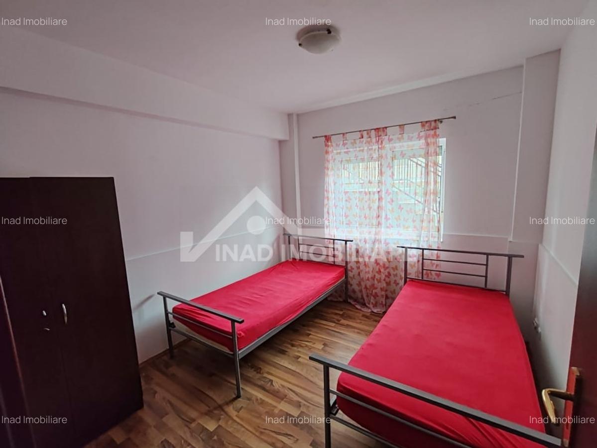 Apartament cu 3 camere, 72mp, situat la parter, Strada Calea Turzii - 12