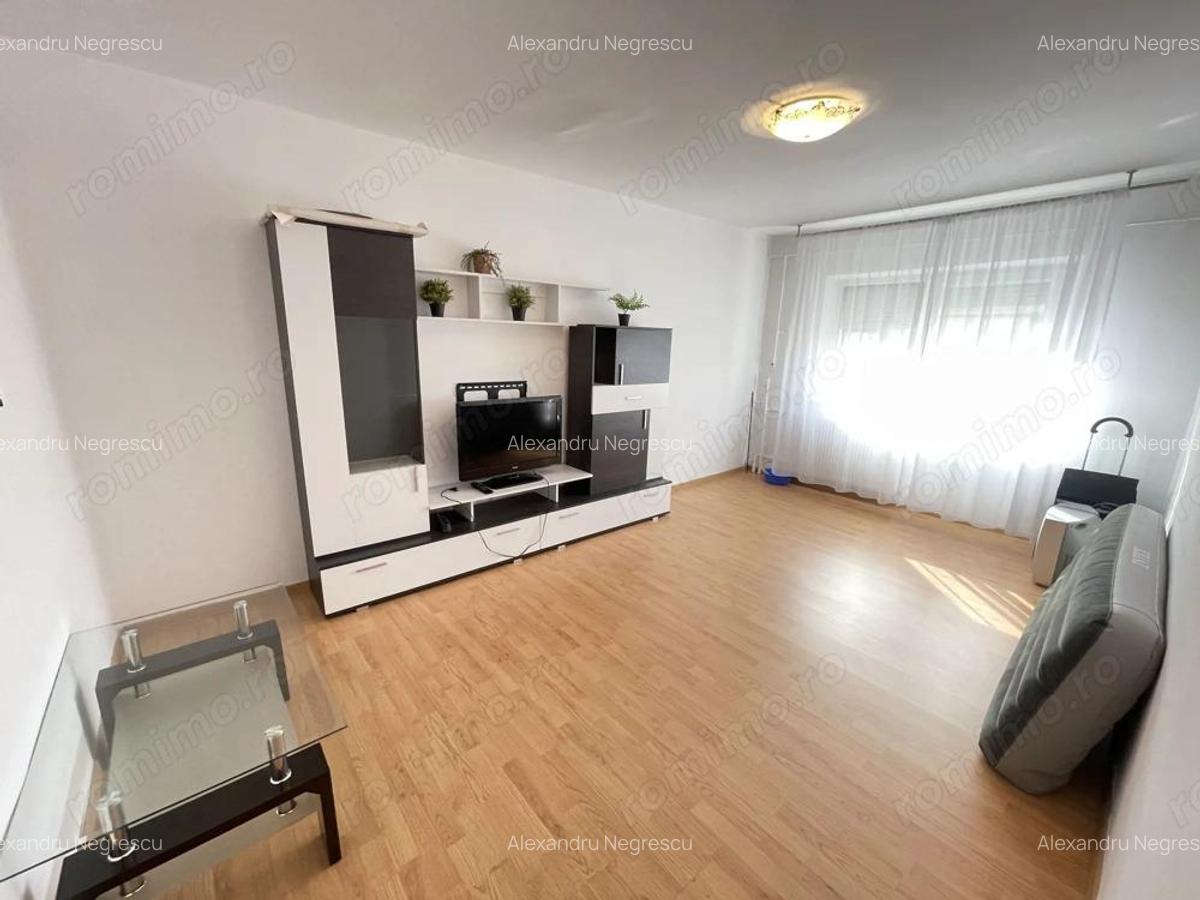 Lipovei | 3 camere | Decomandat | Mobilat-Utilat | Acoperi? - 1