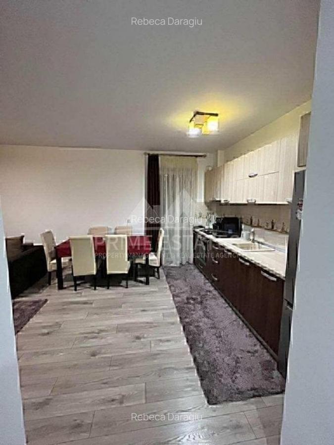 De inchiriat Apartament 3 camere-Zona Prima Universitatii, loc parcare - 6