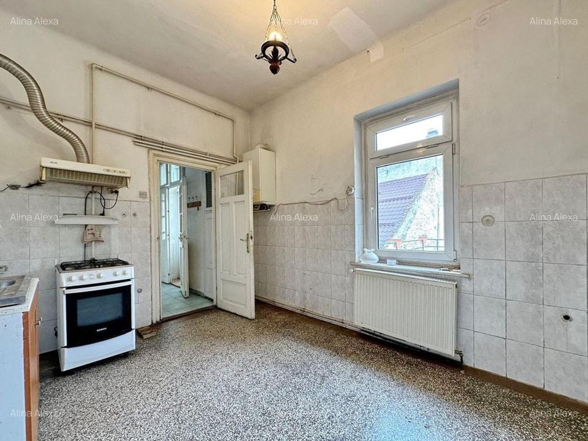 Apartament cu 4 camere circular în Centrul Istoric - 16