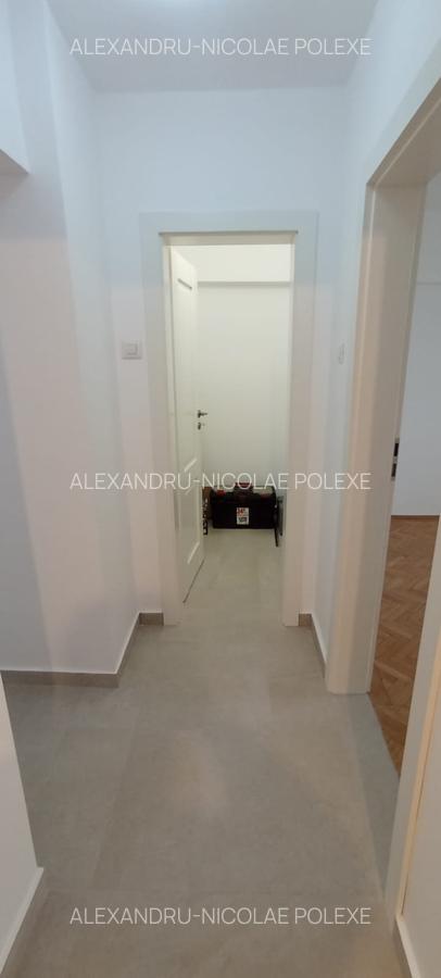 Birou 4 camere decomandate etaj 2 cladire dupa cutremur Universitate metrou - 11