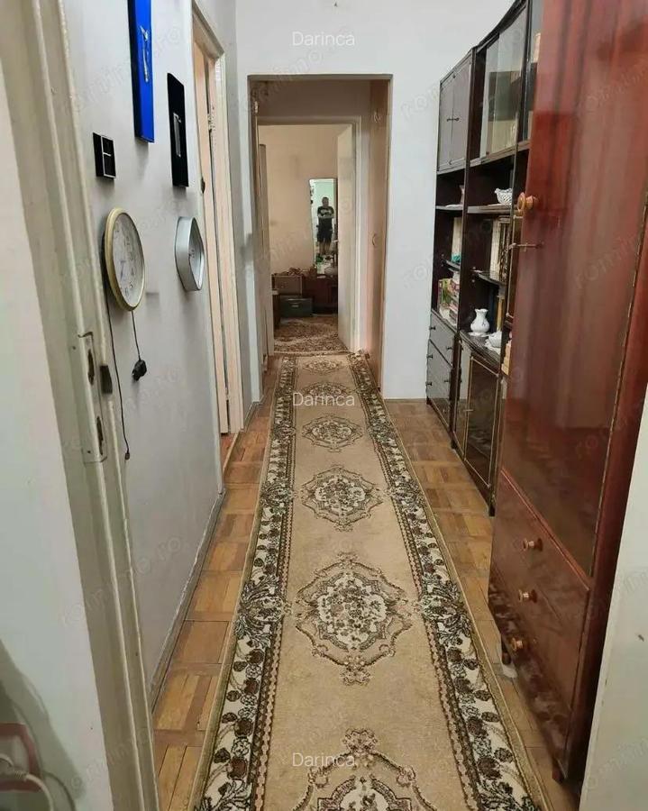 3 camere .. Spitalul Judetean .. etaj 2 .. 95.000 euro - 4
