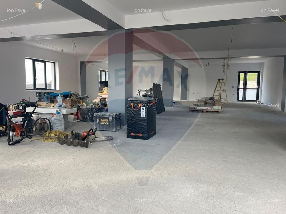 Spatiu comercial de 396 mp de vanzare - 4