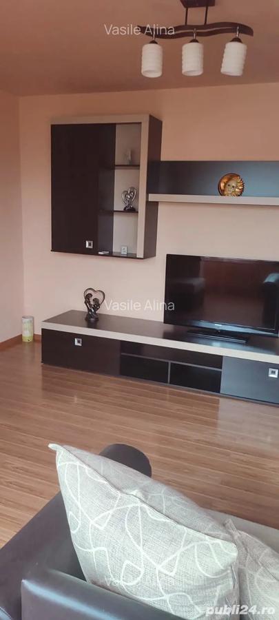 Inchiriez apartament cu 3 camere - 5