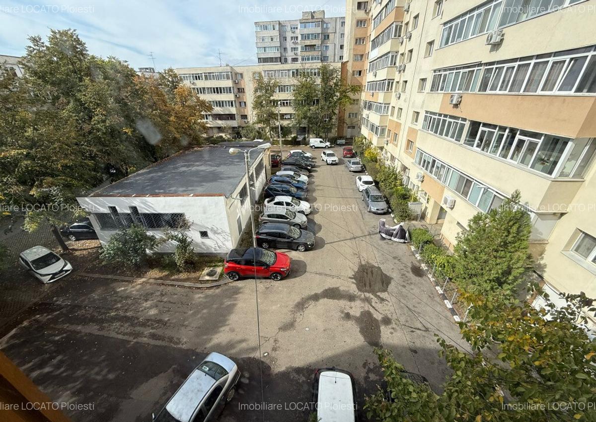 Republicii zona Mega Image 2 camere etaj 3 din 4 - 1