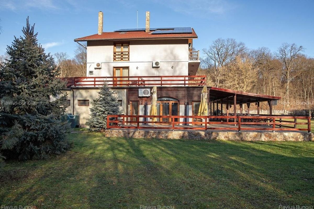 Pensiune, teren 4.460 mp, Hidișelul de Jos, Bihor. 685.000 Euro (neg). - 5
