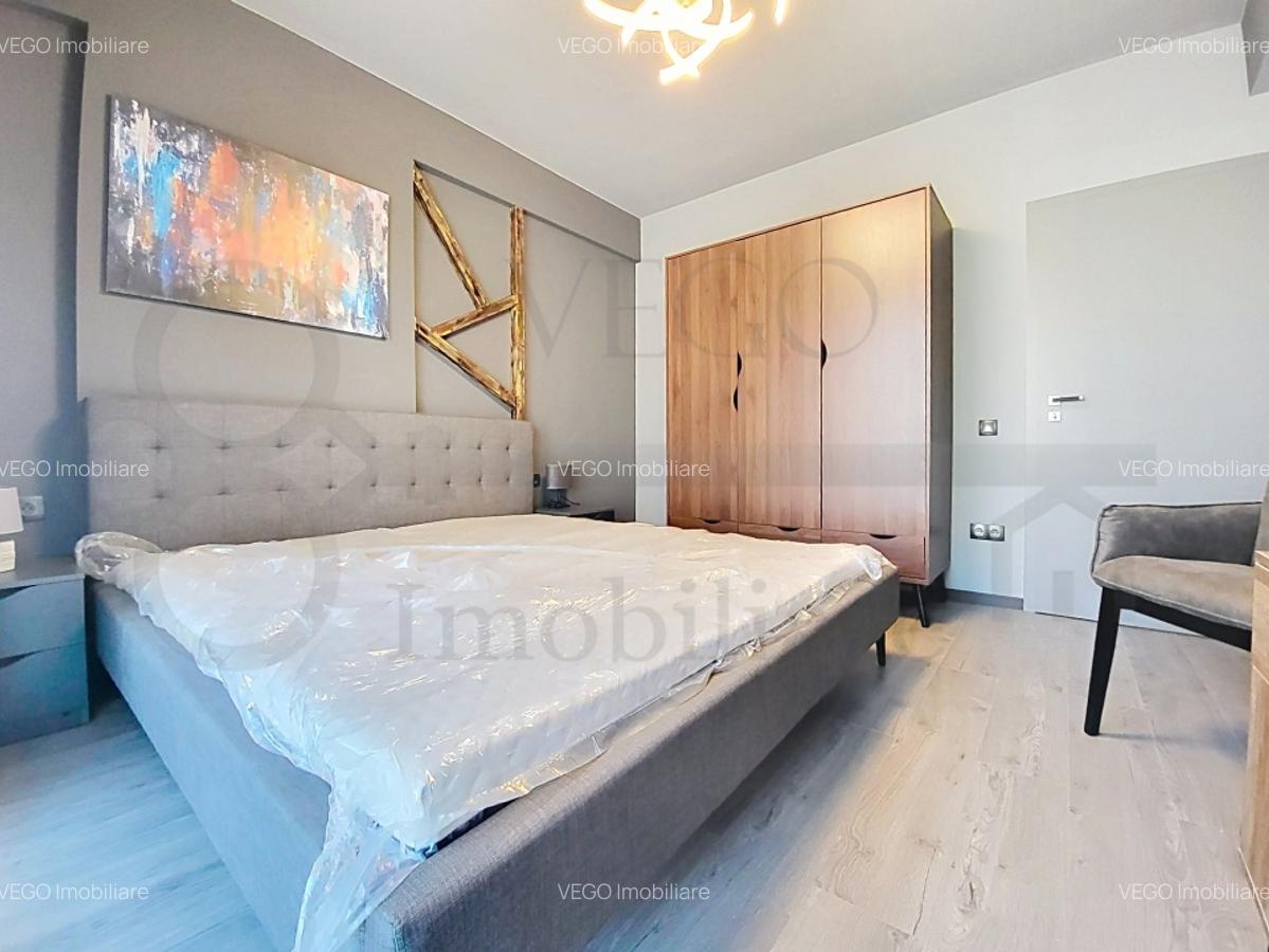 Apartament cu 3 camere semidecomandat, mobilat în Central - 12