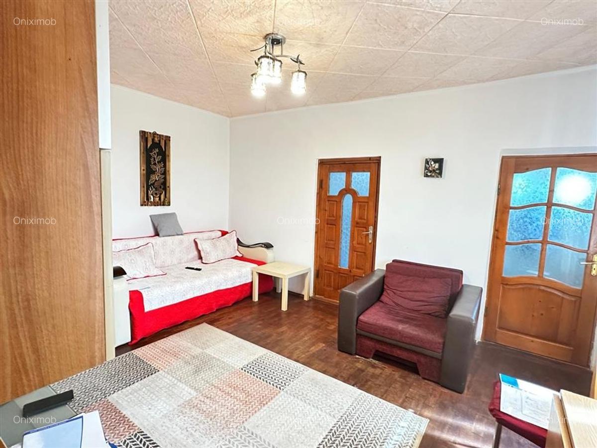 Casa batraneasca, zona  Buna Vestire  Ploiesti, teren 175 mp,renovata in 2004 - 7