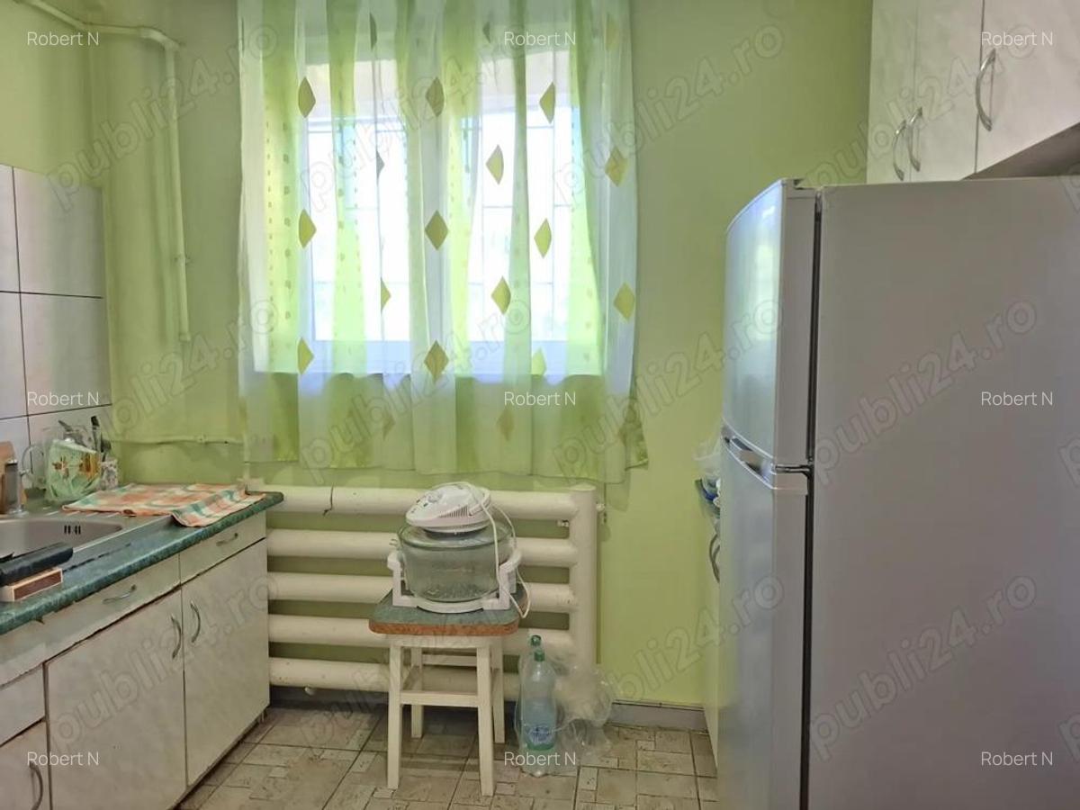 Apartament 2 camere, decomandat ultracentral, aproape de Hotel Continental ?i Fac. de Medicinia - 9