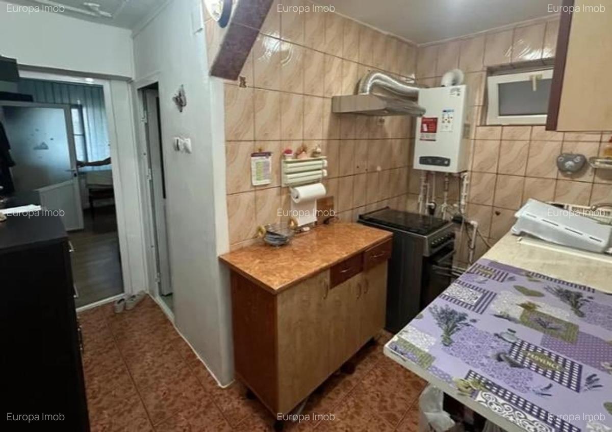 Apartament cu 2 camere de vanzare zona 23 August-Tulcea - 3