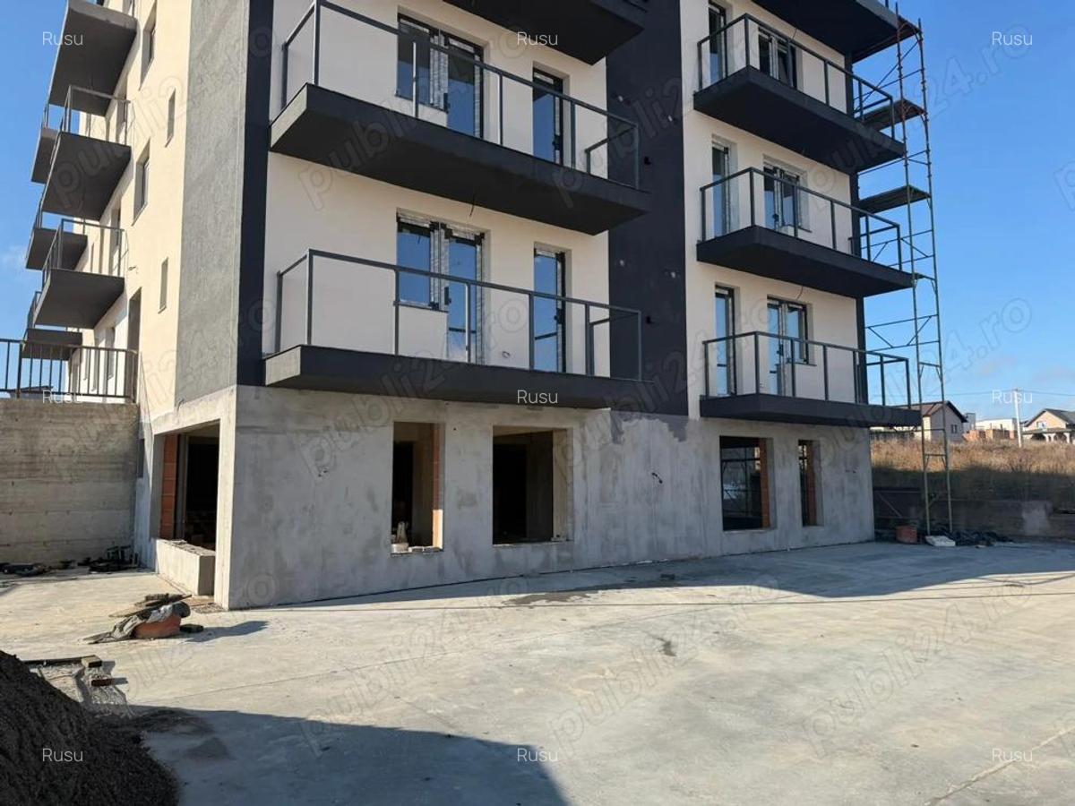 Spatiu Comercial De Vanzare sau De Inchiriat . Pacurari - Rediu Lac . Direct Dezvoltator - 5