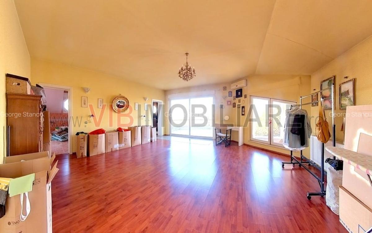 Vila deosebita pe Malul Lacului Grivita - Confort si Eleganta! - 10