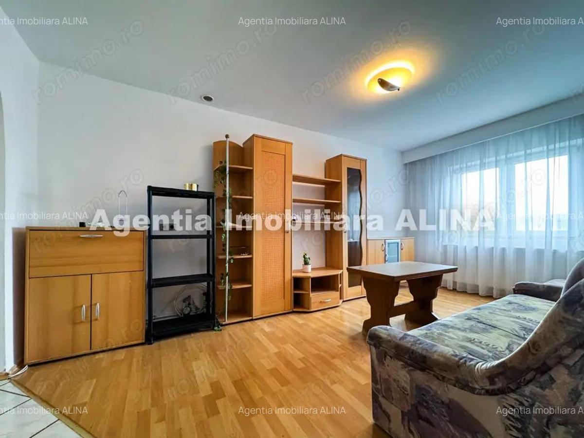 Ap. 3 camere in Deva, zona Balcescu, suprafata utila 75 mp, decomandat, etaj 4 - 12