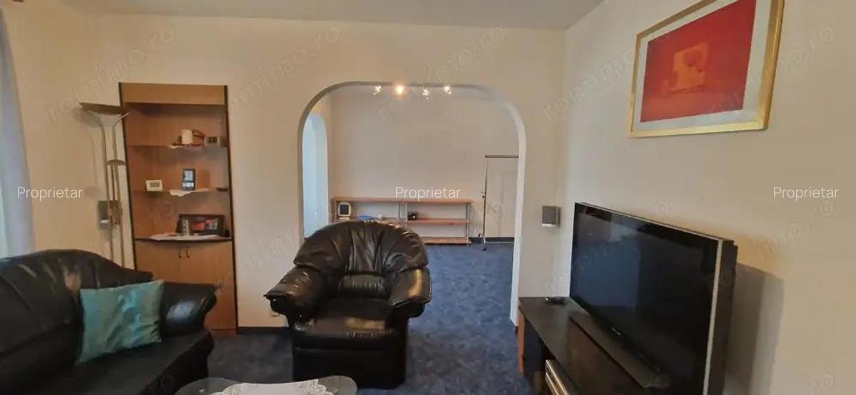 Vand apartament cu 4 camere Micro 4 - 8