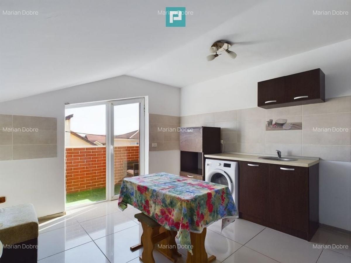 Apartament 3 camere, spațios, mobilat, în Chișoda - 8