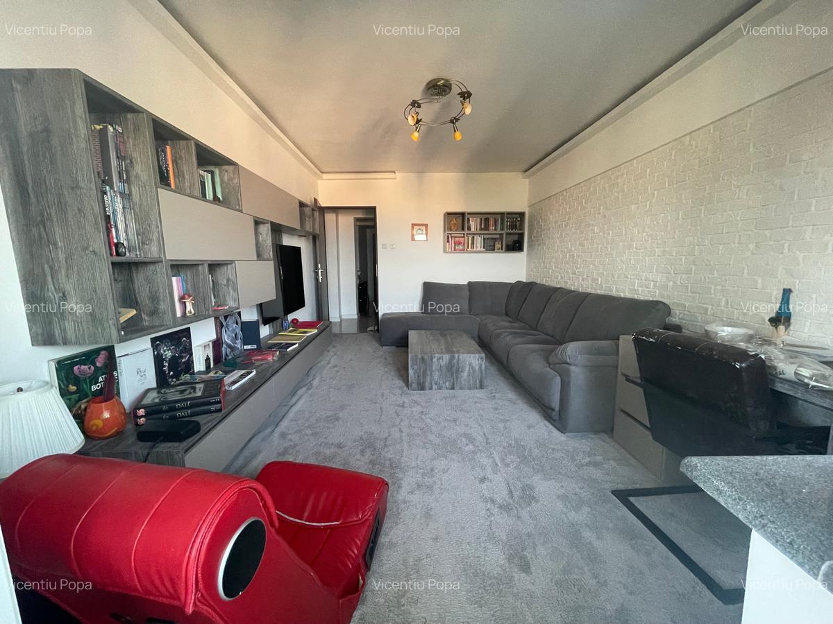 Capitol- bl. Capitol ap.3cam dec et 10 din 12 vedere la mare din toate camerele - 4