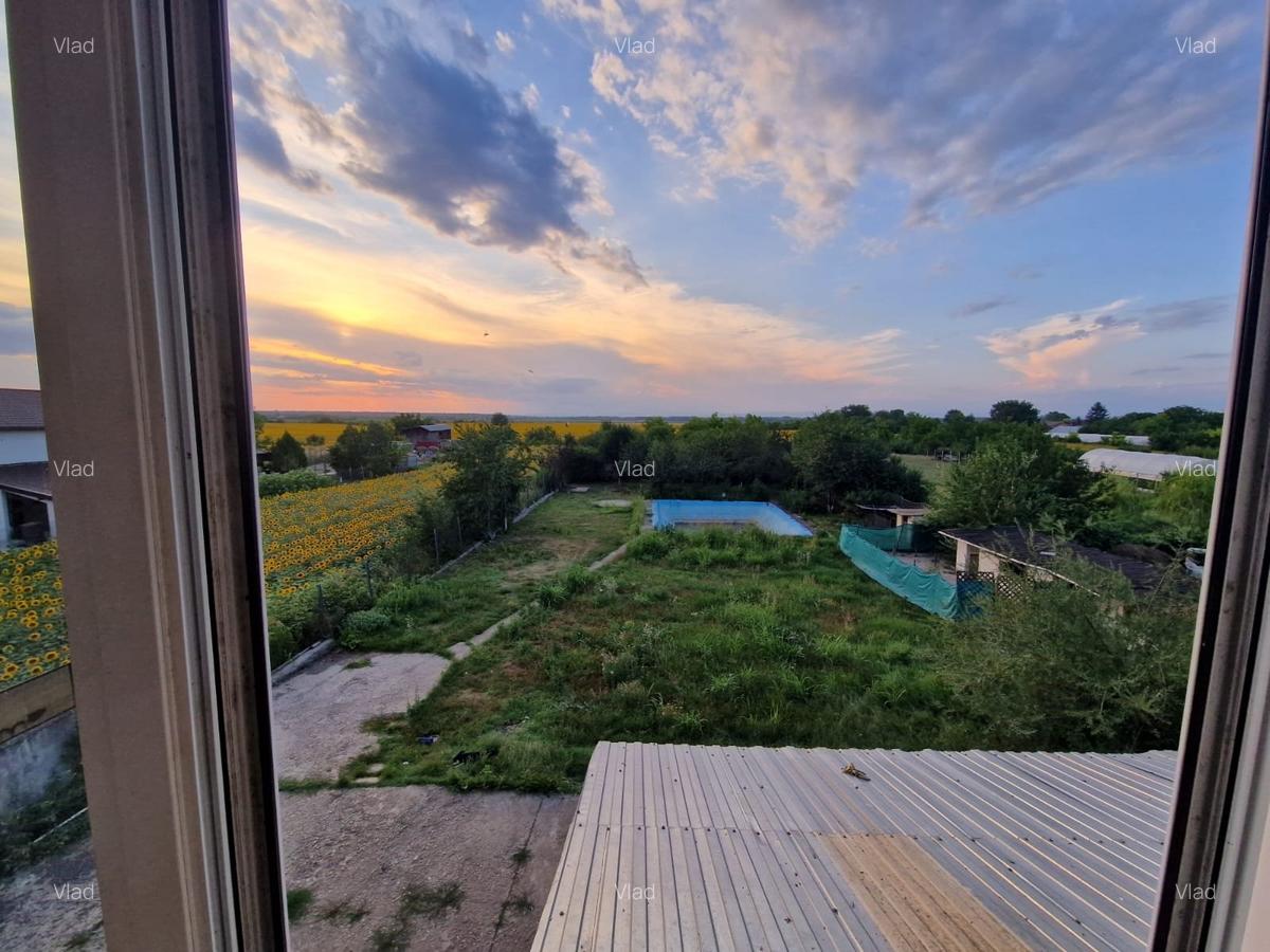 Casă unică de vânzare în Gorgota, teren 1.597 mp, piscină, garaj, bucătărie open - 3 Casă unică de vânzare în Gorgota, teren 1.597 mp, piscină, garaj, bucătărie open - 3