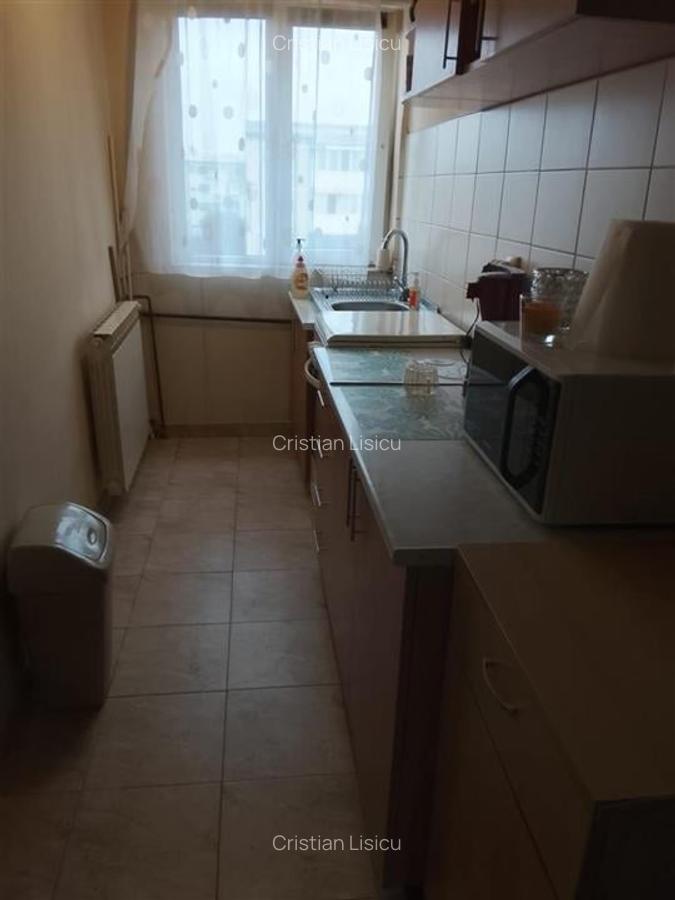 Apartament mobilat si utilat etaj 4 zona Sagului - 11 Apartament mobilat si utilat etaj 4 zona Sagului - 11