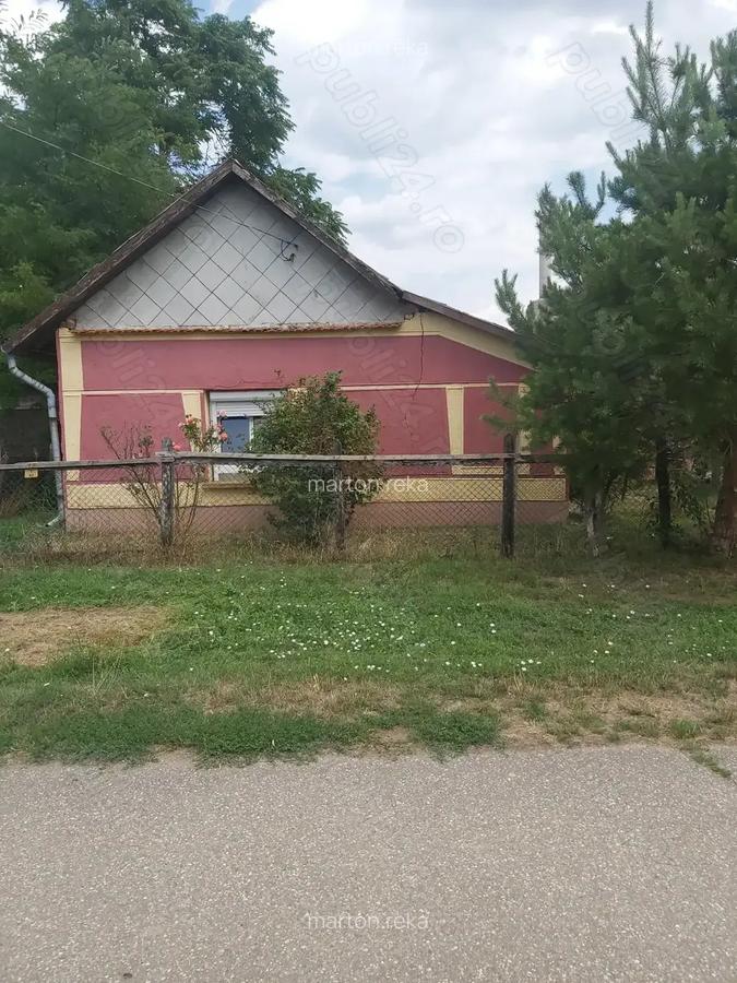 Casa de vanzare in Ungaria - 1
