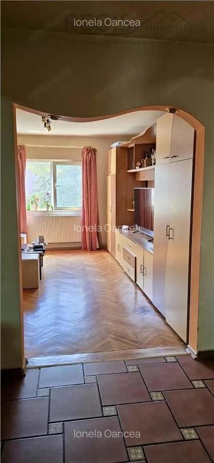 Apartament 4 camere, decomandat, zona Faget - 3