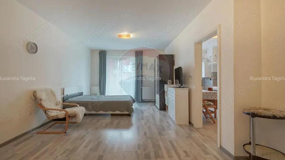 Garsoniera spa?ioasa cu priveli?te Avantgarden etaj intermediar - 1