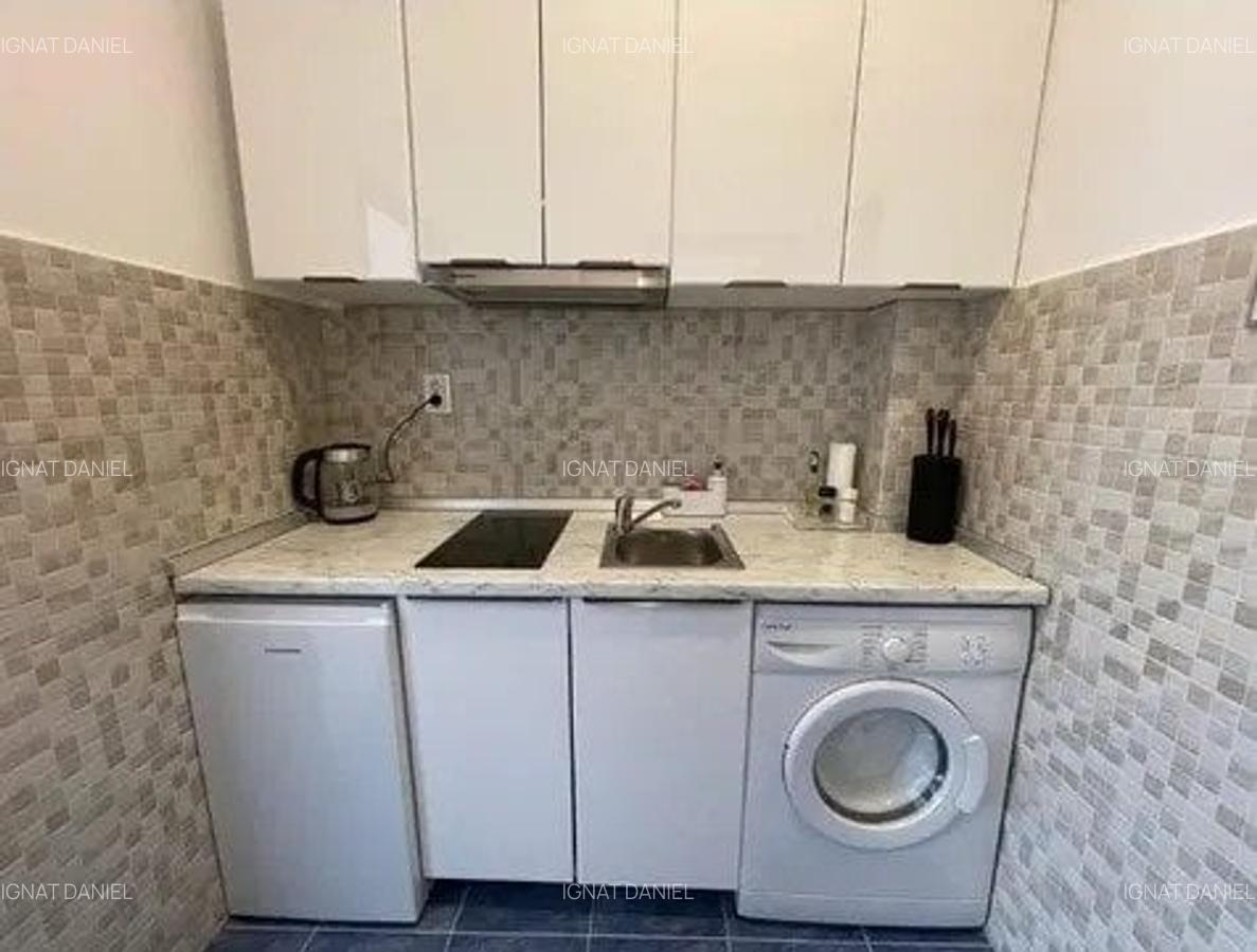 Garsoniera, etajul 2/4, zona Podu Ros - 5