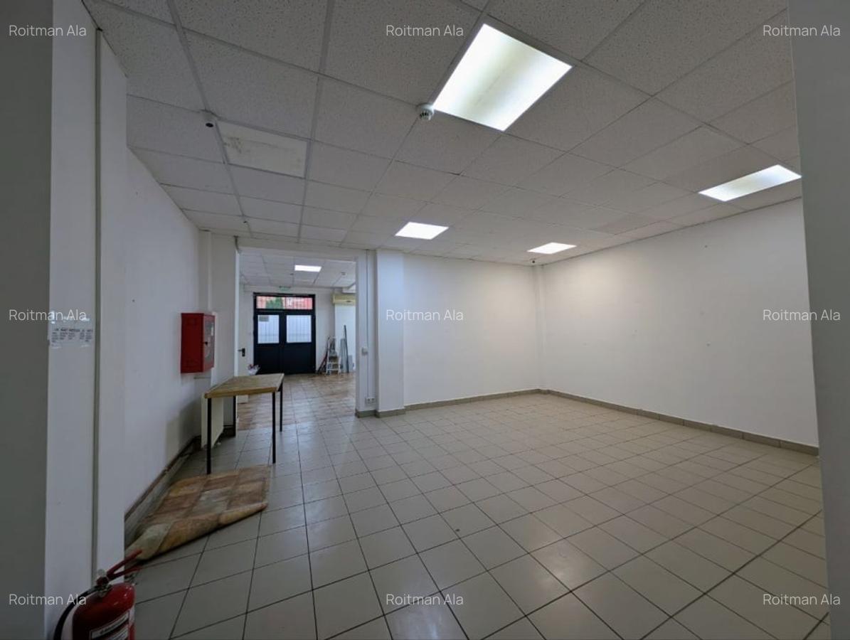 Spatiul Comercial Central Campina - 6 Spatiul Comercial Central Campina - 6