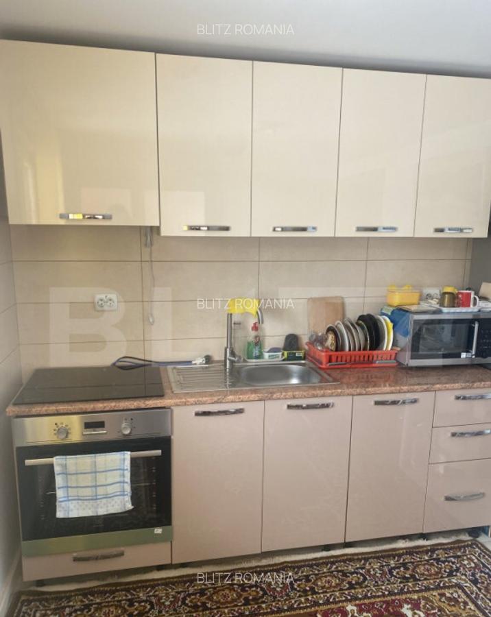 Casa de vanzare, cu 4 camere, 120 mp, zona Neagra ?arului - 6