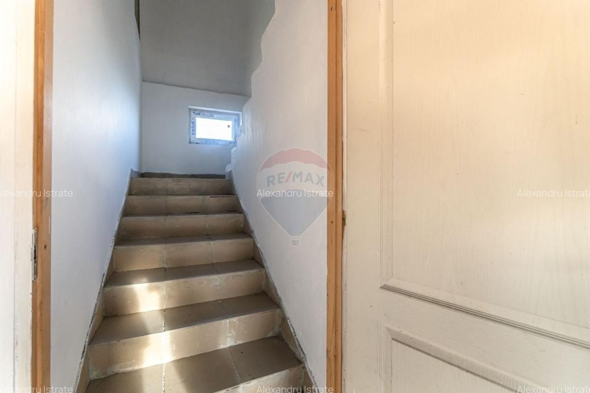 Casa de vanzare | 5 camere | Teren 1,100 mp | STUPINI | COMISION 0% | - 17