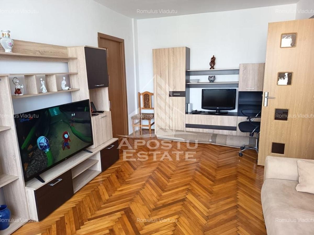 Apartament cu 3 camere in Centrul Orasului - 1