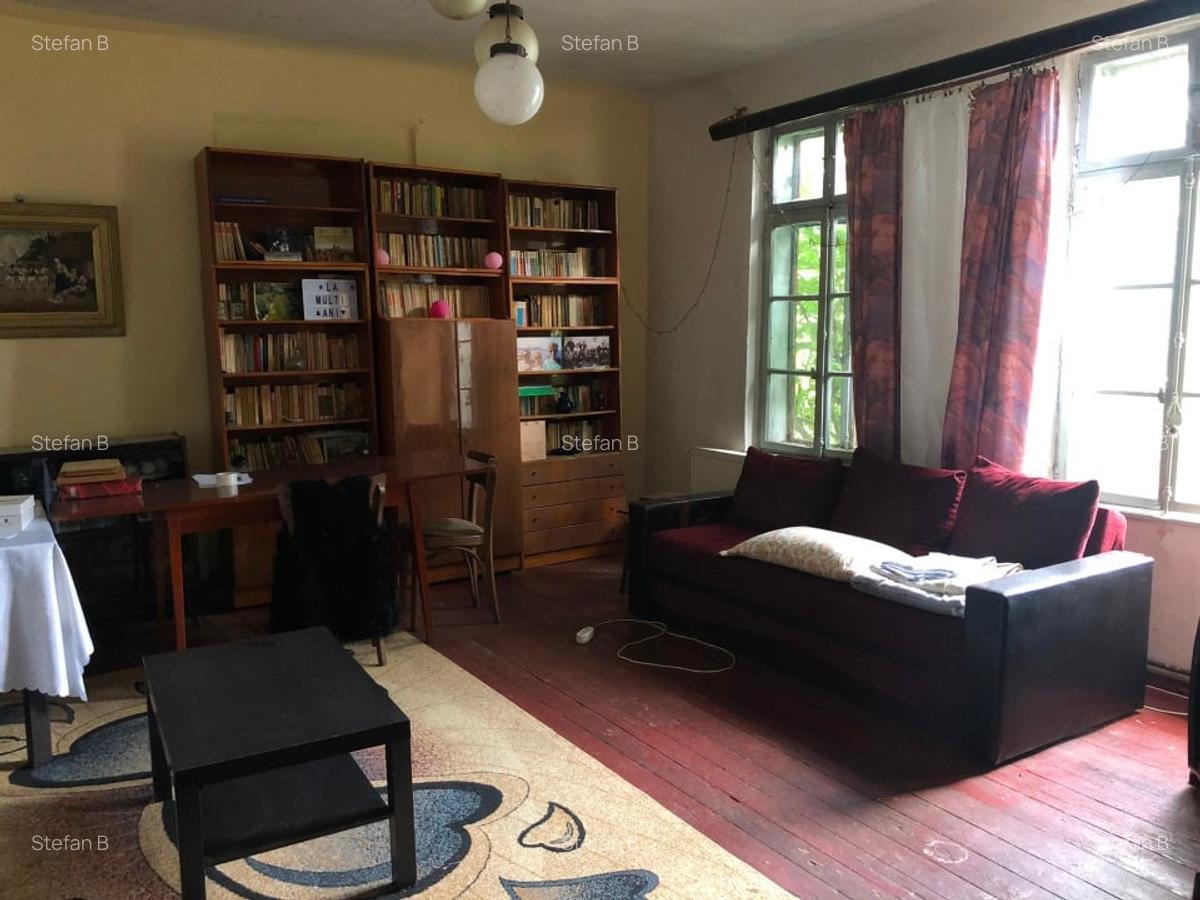 Casa veche - centrul istoric - zona ultracentrala Târgoviște - 10