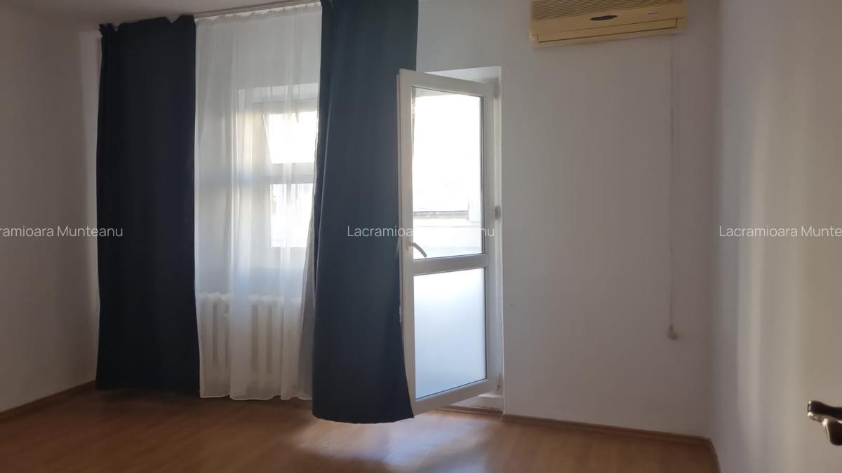 Calea Vitan stradal ,5 minute metrou Mihai Bravu - 7