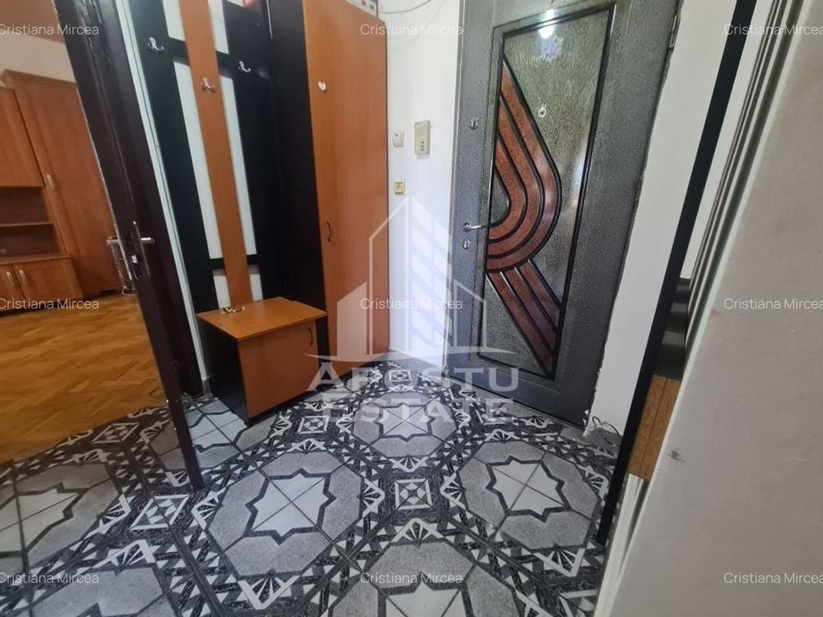 Apartament cu 3 camere, decomandat, Complexul Studențesc - 13