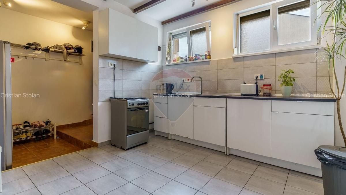 Casa langa Campusul Hasdeu/UMF- Ideala pentru locuinta sau investitie! - 3