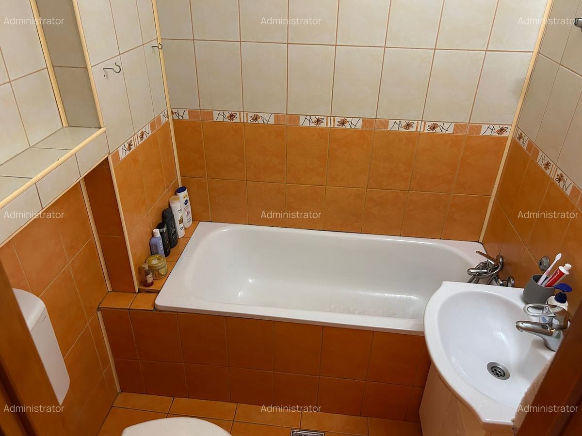 Universitate - Balcescu - 7