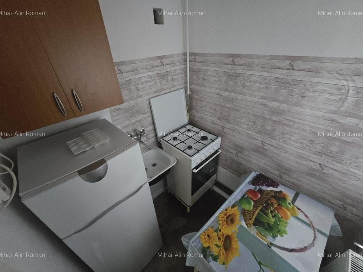 Zona Soarelui. Centrala. Geamuri termopan. - 6