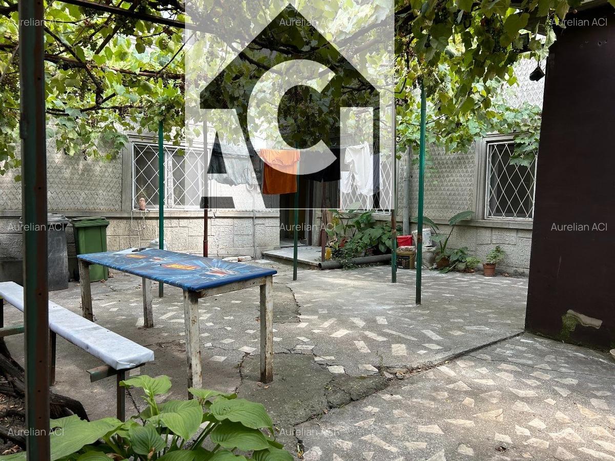 Casă cu 6 camere în Drumul Sării - 15