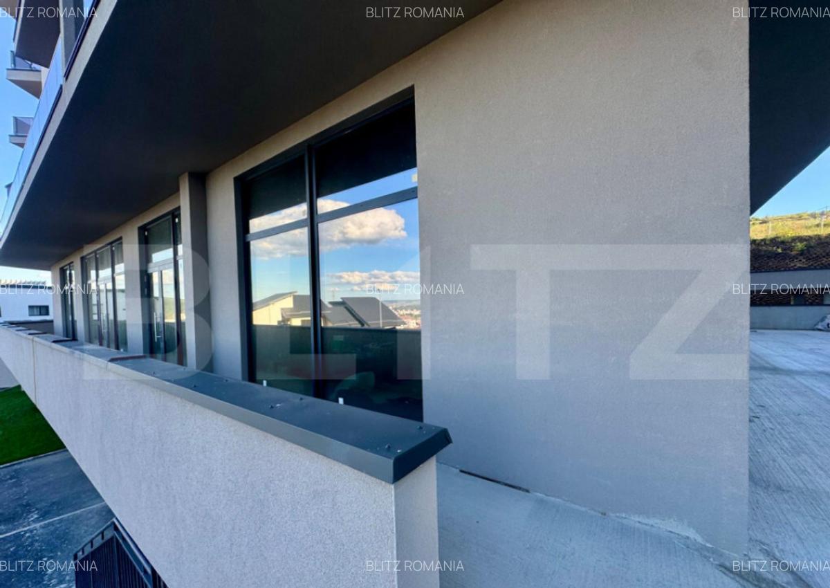 Spa?iu comercial de inchiriat 182 mp + terasa 110 mp - 3