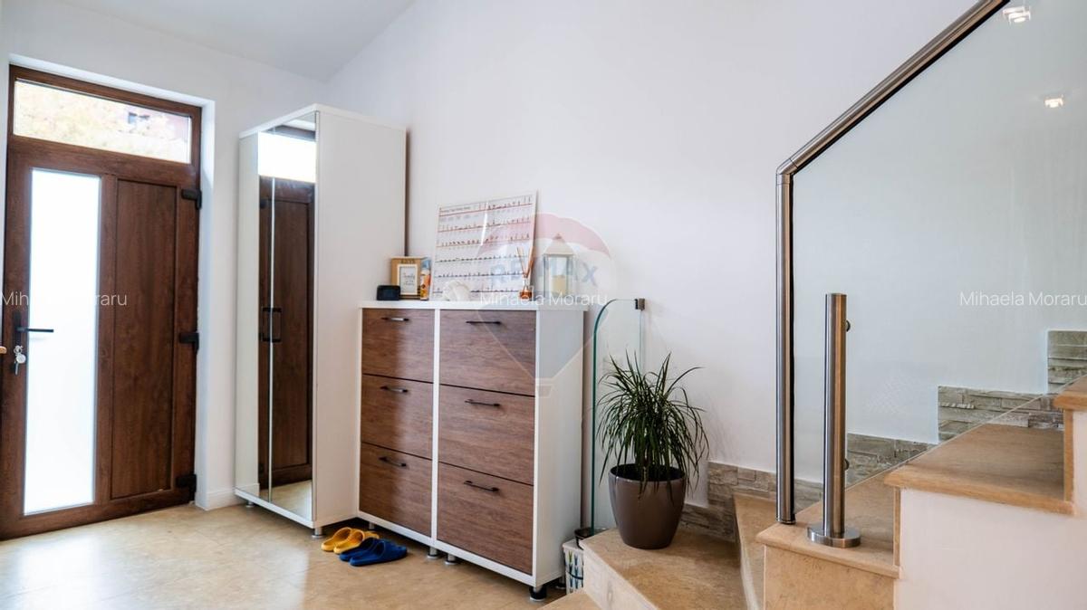 Vanzare - vila 4 camere de complet mobilata, str. Caisului - Dobroesti - 13