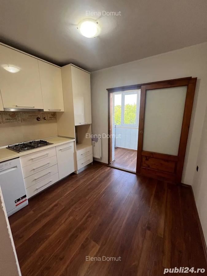 Apartament 3 camere de vanzare - 9