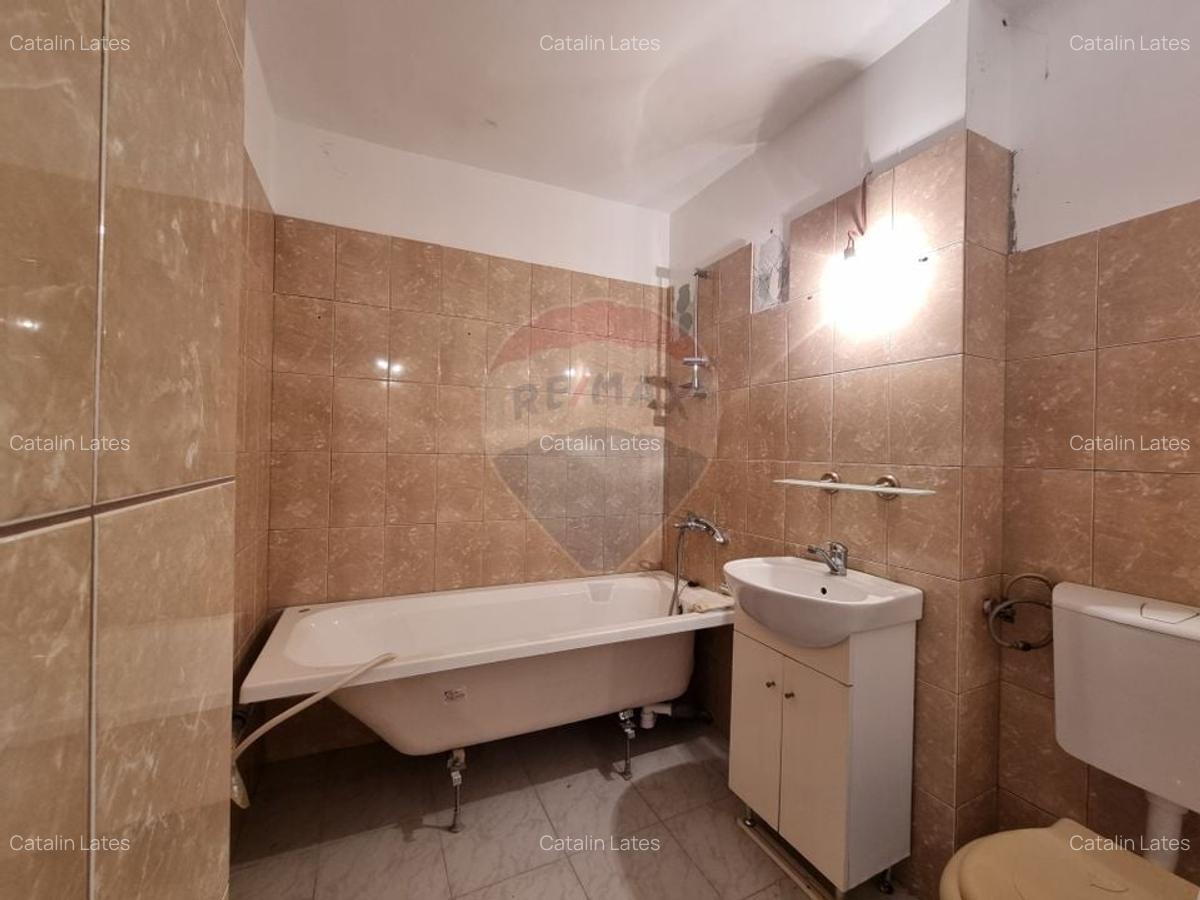 Apartament (De renovat) cu 3 camere de vanzare in zona Exterior Vest - 12