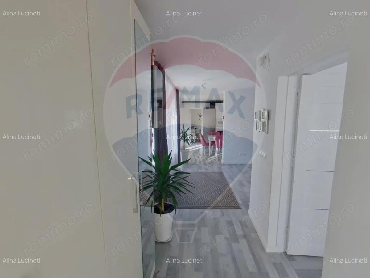 Casa / Vila cu 3 camere de vanzare in zona Est - 1