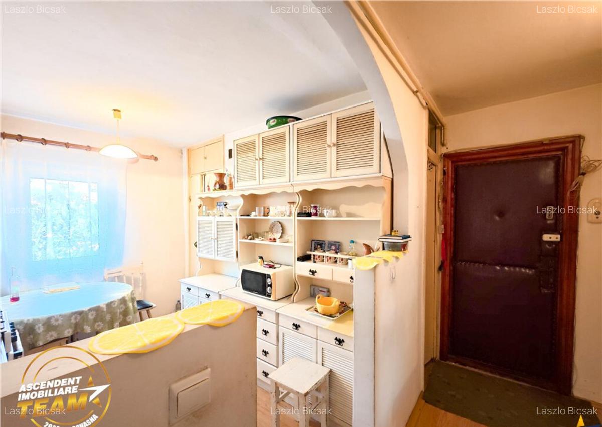 Apartament 2 camere, spatios, etaj1, zona Centrala, Sfantu G - 13
