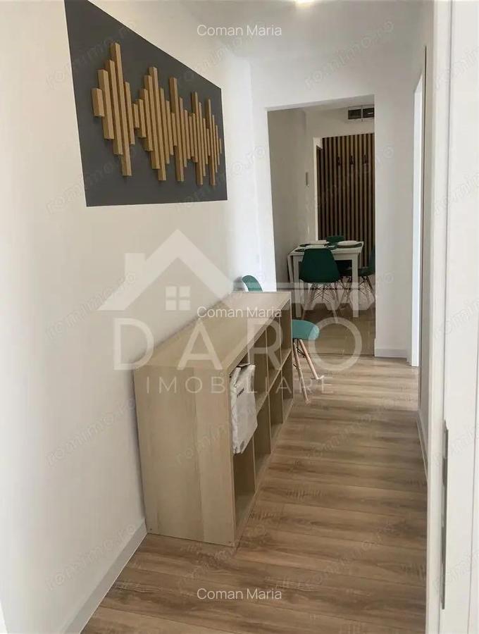 De i^nchiriat apartament cu 3 camere, zona UMF - 8